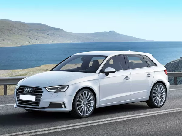 Dịch vụ thay Kính chắn gió xe Audi A3 tận nơi